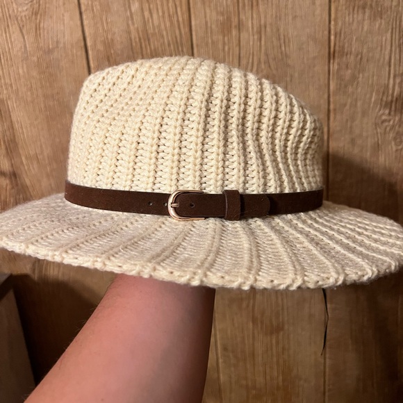 Cream Hat with Brown Belt - Picture 2 of 4